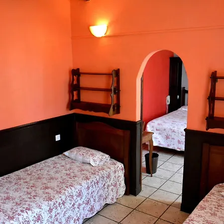 Hotel De La Feniere Arles