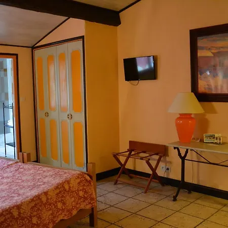 De La Feniere Hotel Arles
